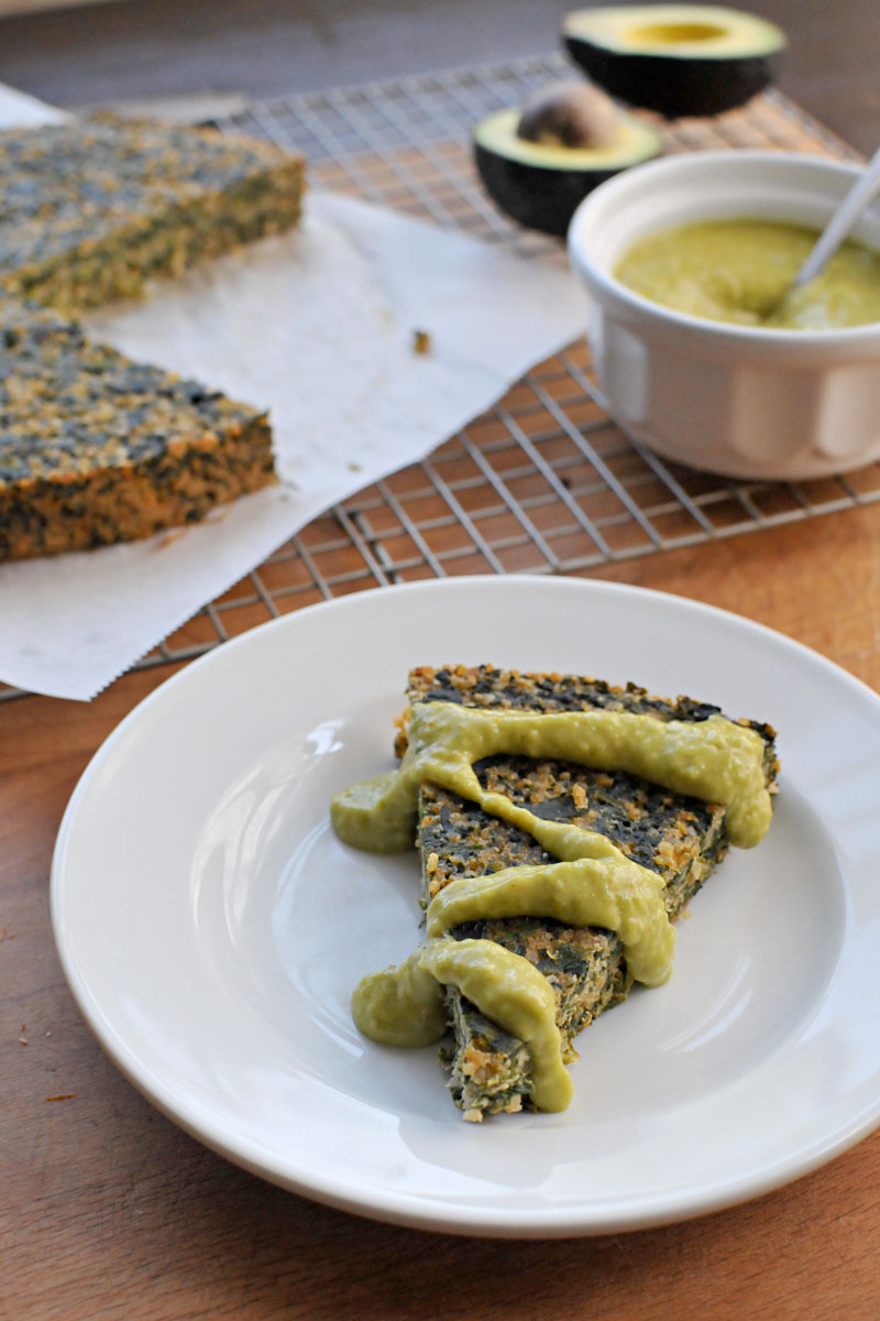 {Gluten-Free} Spinach & Qunioa Cake with Avocado Curry Sauce | the pig & quill