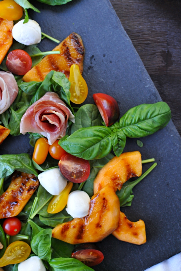 Grilled Melon and Prosciutto Caprese | www.thepigandquill.com | #grainfree #summer #salad